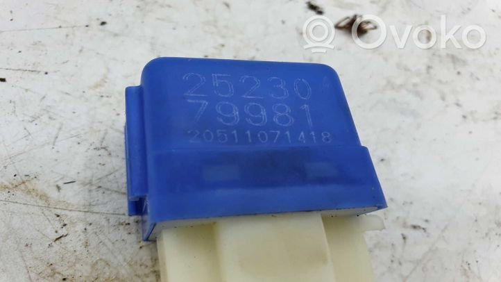 Nissan X-Trail T30 Other relay 2523079981