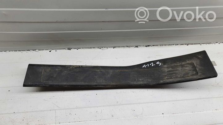 Mercedes-Benz ML W164 Rear sill trim cover 501771