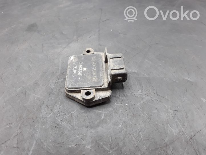 Opel Vectra B Ignition amplifier control unit 90360315