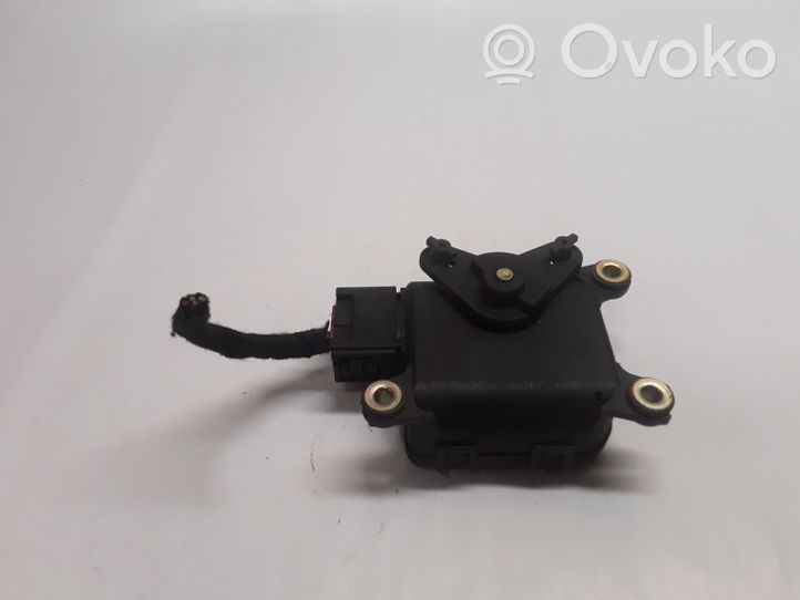 Volkswagen PASSAT B5 Activador/motor del colector de admisión 700035693F00