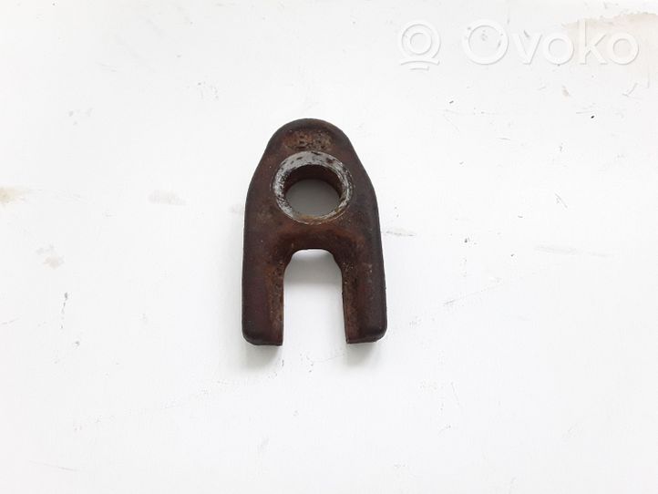 Renault Clio II Fuel Injector clamp holder NOCODE