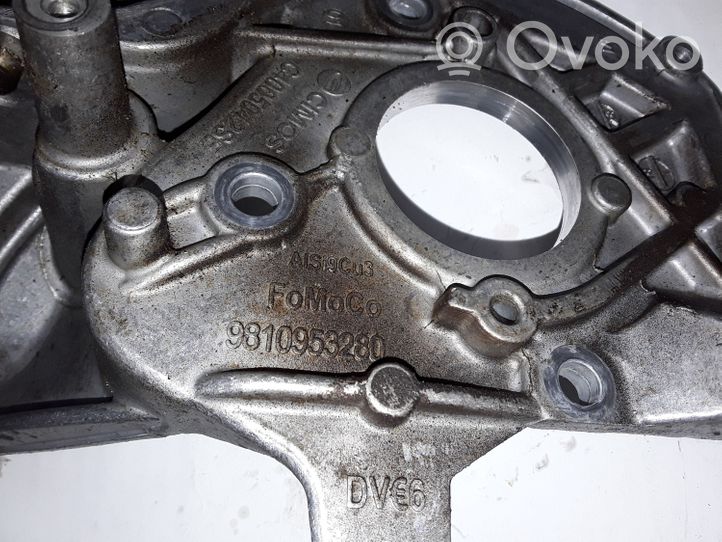 Ford Focus Degvielas sūkņa stiprinājums 9810953280