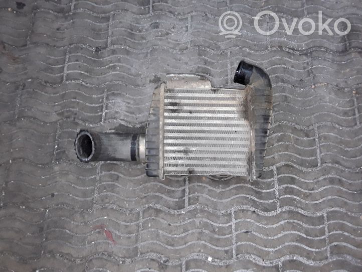 Hyundai Elantra Chłodnica powietrza doładowującego / Intercooler 2827027010