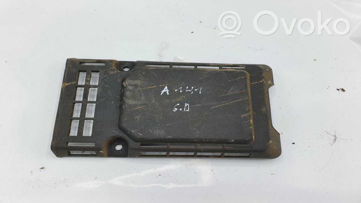 Mitsubishi L200 Altra parte interiore MR732131