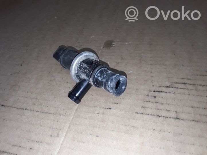 Volkswagen Touareg I Electromagnetic valve 7L0906518