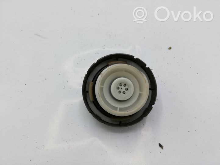 Toyota Corolla Verso E121 Bouchon de réservoir essence 