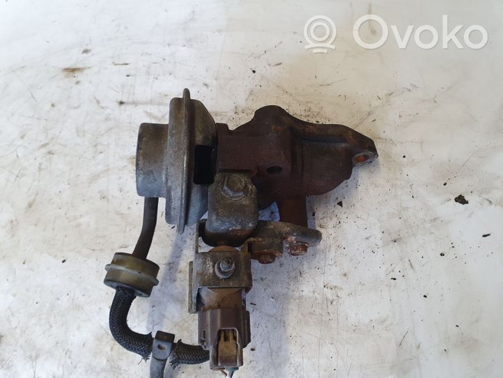 Toyota Avensis T220 Valvola EGR 2562027060