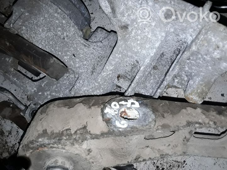 Mercedes-Benz Vito Viano W639 Pagalvė pavarų dėžės A6399880410