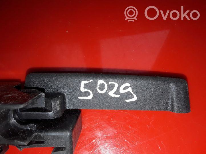 Opel Zafira C Maniglia di rilascio del vano motore (cofano) 