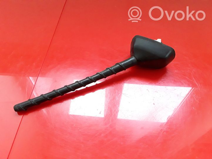 KIA Carens II Antenna GPS 