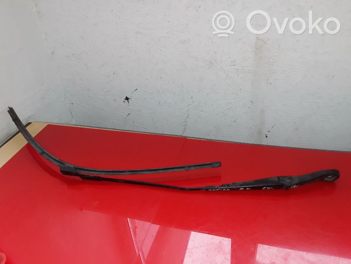 Opel Zafira C Windshield/front glass wiper blade 