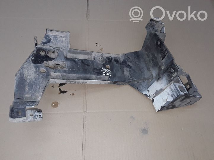 Opel Movano A Uchwyt / Mocowanie zderzaka tylnego 7700352211