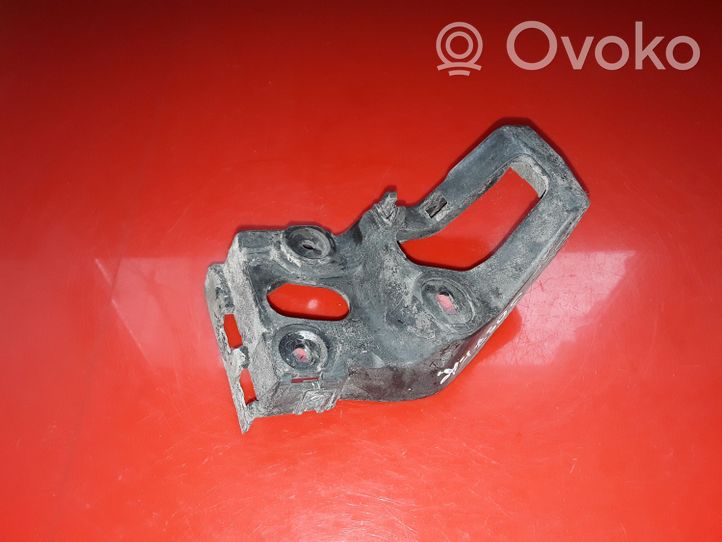 Seat Exeo (3R) Etupuskurin kannake 8E0853921D