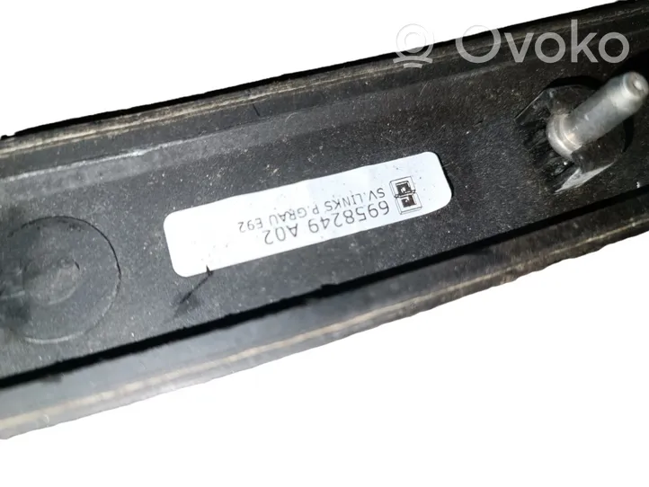 BMW 3 E92 E93 Muu takaoven verhoiluelementti 6958249