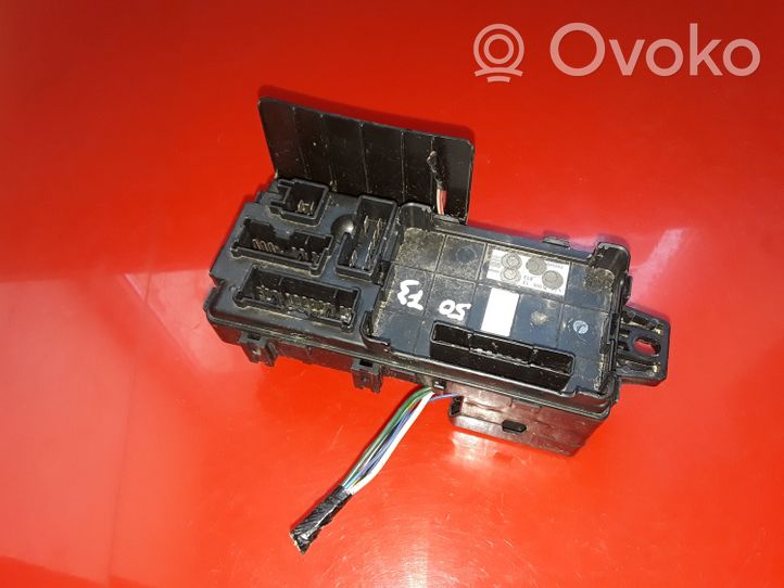 Mitsubishi Pajero Sport I Sulakemoduuli PP03503020