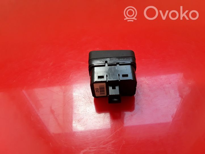 Opel Antara Passenger airbag on/off switch 299100140