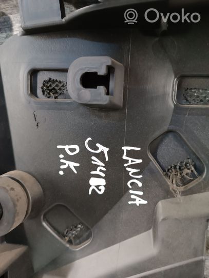 Lancia Delta Etuoven verhoilu 07354779510