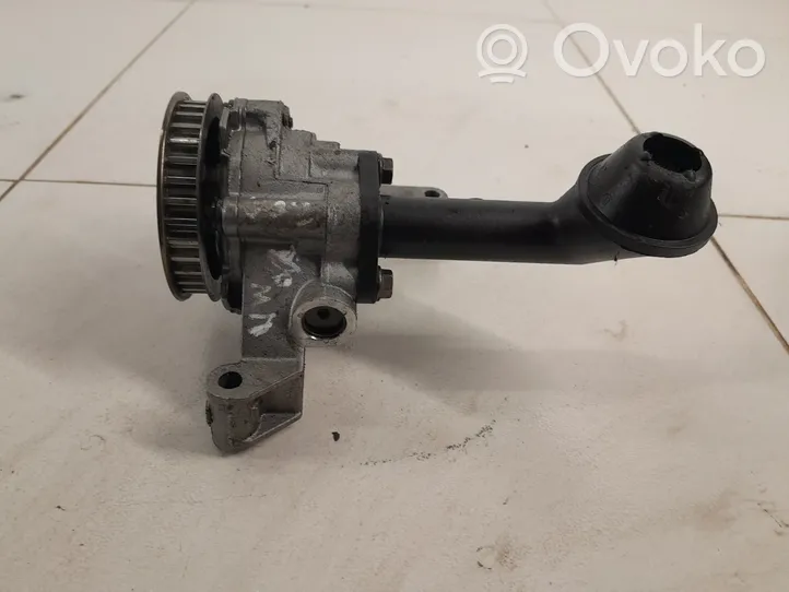 Volkswagen Crafter Oil pump 03L115105B