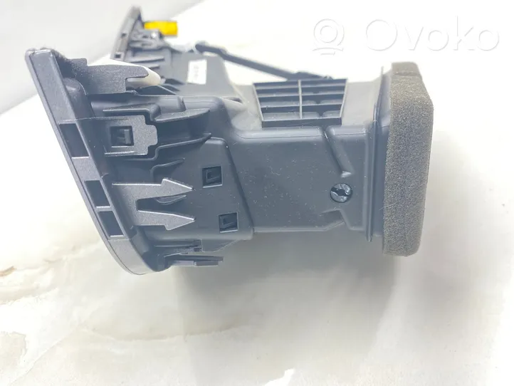 Hyundai Santa Fe Griglia di ventilazione centrale cruscotto 974202W000