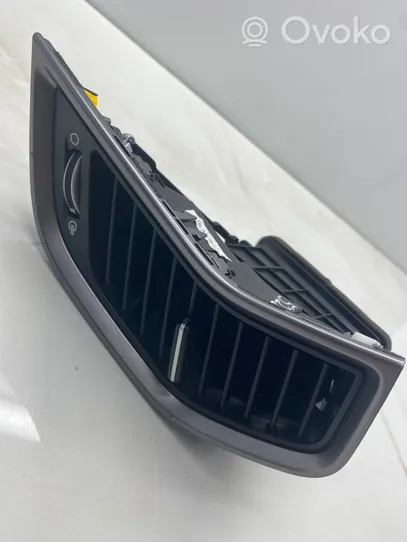 Hyundai Santa Fe Griglia di ventilazione centrale cruscotto 974202W000