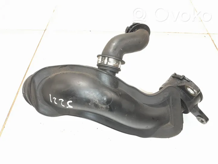 Ford S-MAX Tube d'admission de tuyau de refroidisseur intermédiaire DS739F805