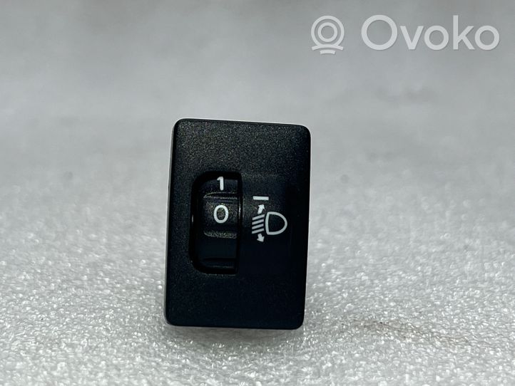 Toyota Yaris Bouton commande réglage hauteur de phares 8415202080