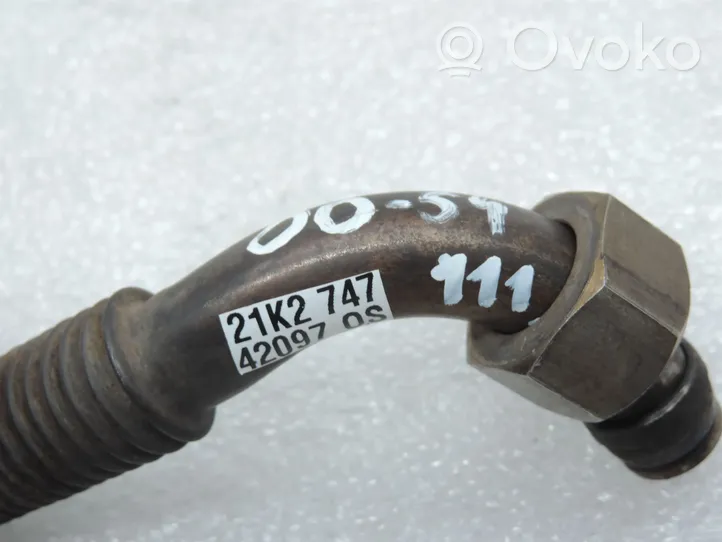 Opel Omega B1 EGR-venttiilin/lauhduttimen kiinnike 90412575