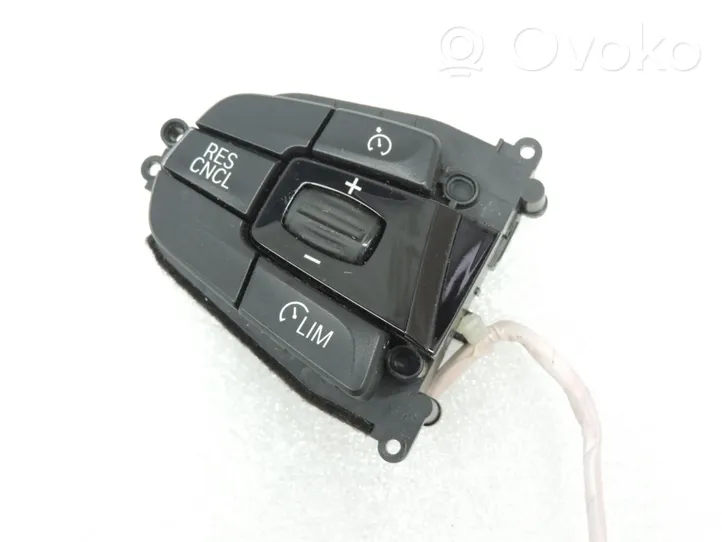 BMW 5 G30 G31 Pulsanti/interruttori sul volante 61319327079