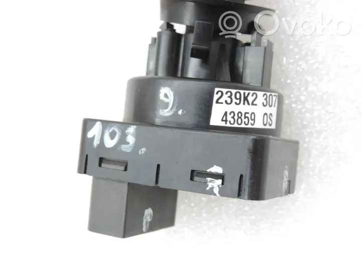 Isuzu Bighorn Wiper switch 8970776071