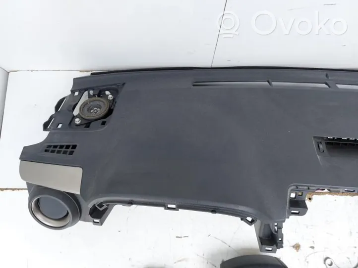 Toyota RAV 4 (XA40) Zestaw poduszek powietrznych z panelem 8917042430