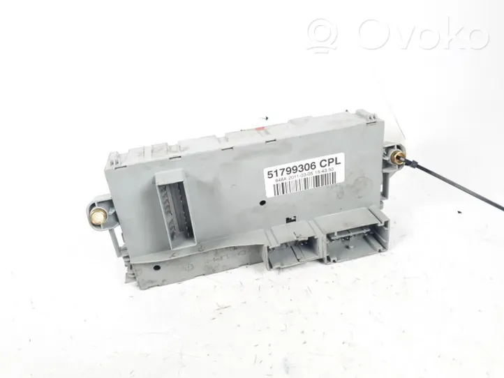 Fiat Idea Module de fusibles 51799306