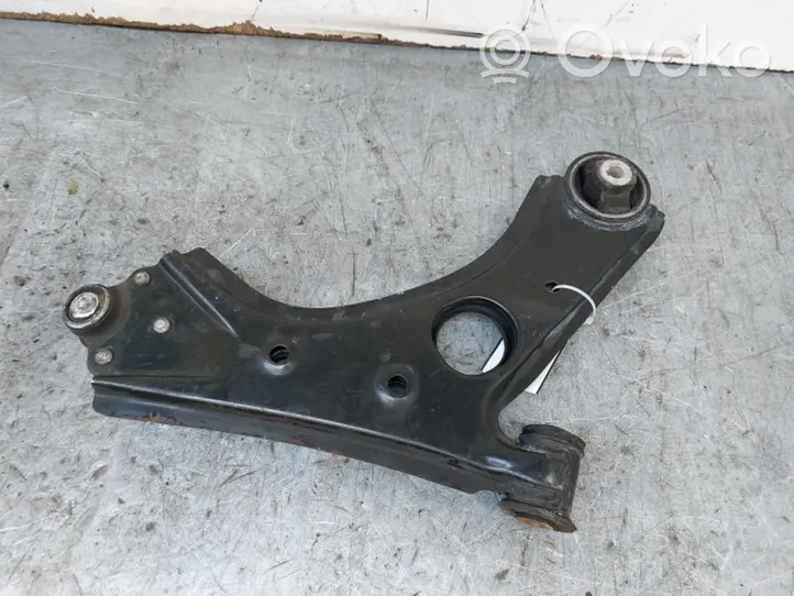 Fiat 500L Triangle bras de suspension inférieur avant 51809466