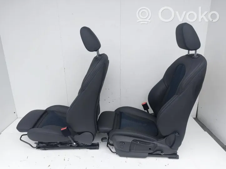 BMW X1 F48 F49 Seat set 