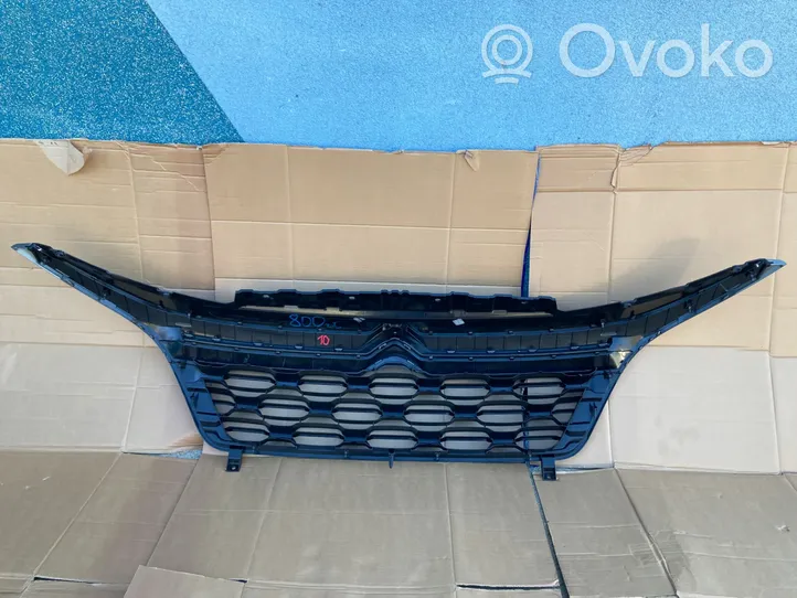 Citroen Jumper Maskownica / Grill / Atrapa górna chłodnicy 1315804070