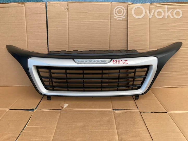 Peugeot Boxer Maskownica / Grill / Atrapa górna chłodnicy 1314847070