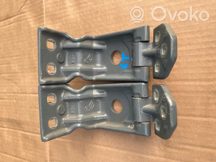 Opel Movano B Set di cerniere portiera posteriore 844000013R