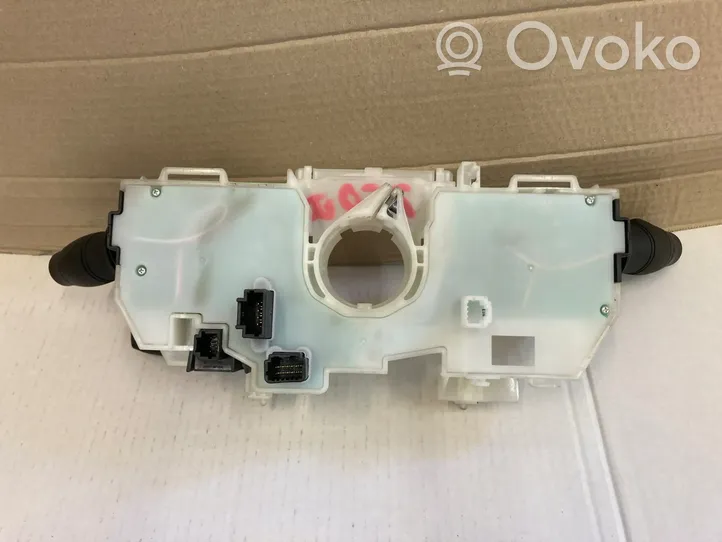 Opel Movano B Rankenėlių komplektas 255675983R