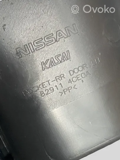 Nissan X-Trail T32 Boczki / Poszycie drzwi tylnych 829774CE0A