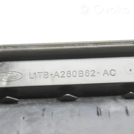 Ford Kuga III Évent de pression de quart de panneau L1TBA280B62AC