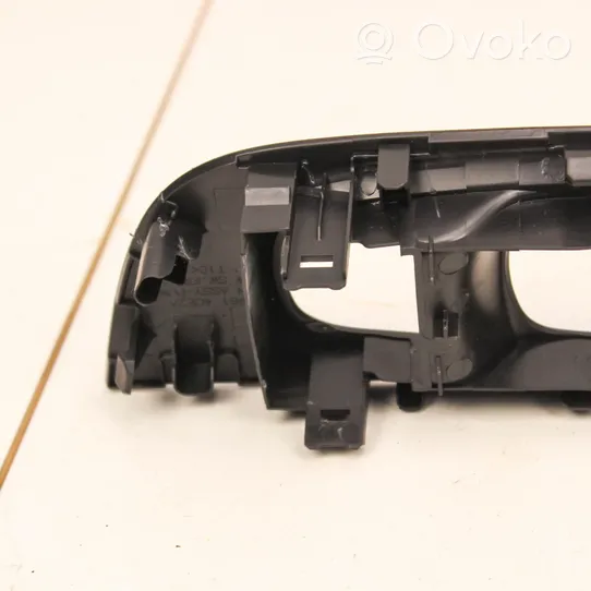 Nissan X-Trail T32 Front door trim bar 809614CE2A