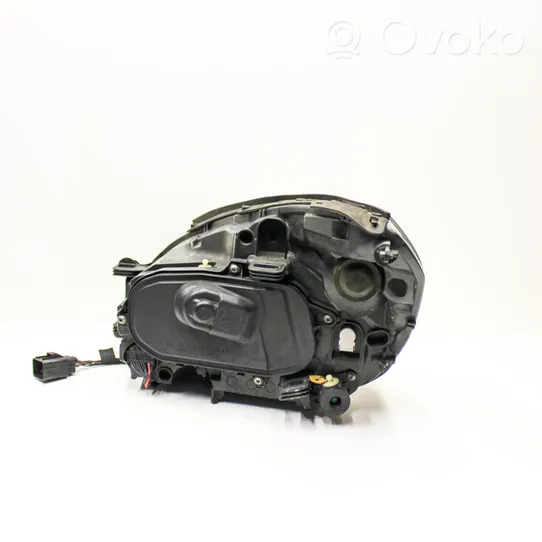 Volvo V60 Lampa przednia 89905470