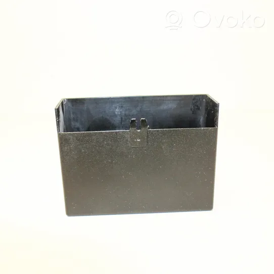 Jaguar XK8 - XKR Relay mounting block LJA6735AB