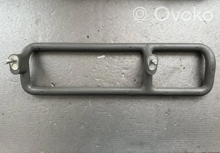 Nissan Patrol 260 Altri elementi della console centrale (tunnel) 68401-C9600