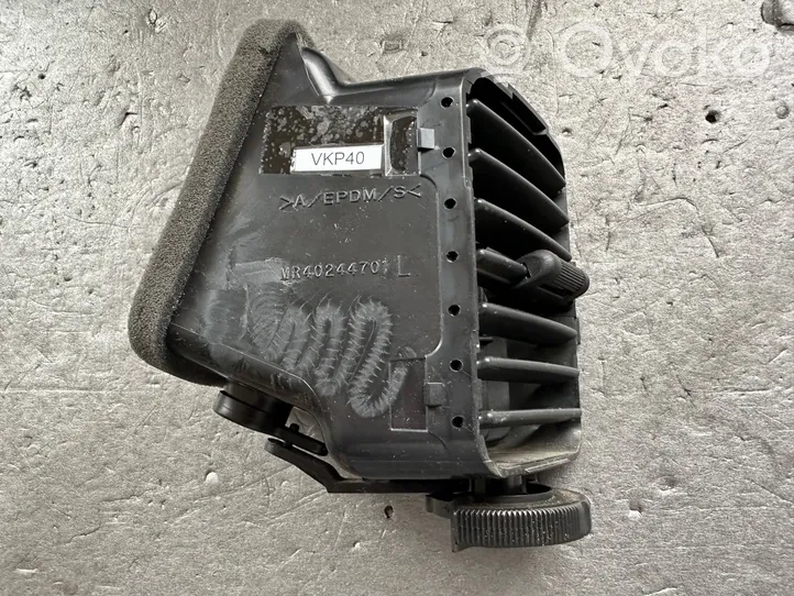 Mitsubishi Pajero Copertura griglia di ventilazione cruscotto MR40244701