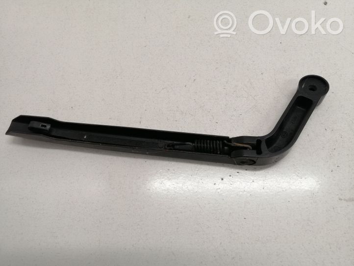 Land Rover Discovery 3 - LR3 Rear wiper blade arm 1664602