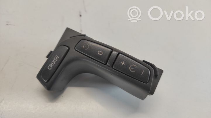 Volvo V70 Interruttore di controllo della velocità 945279701W46