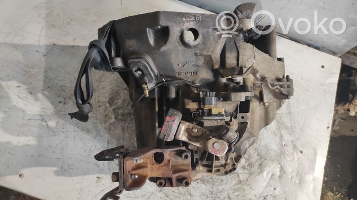 Seat Alhambra (Mk1) Scatola del cambio manuale a 6 velocità 95757F096