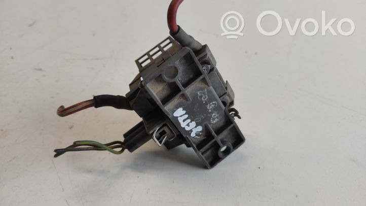 Volkswagen Jetta II Heater blower motor/fan resistor 