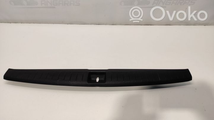 Subaru Legacy Trunk/boot sill cover protection 95073AG000