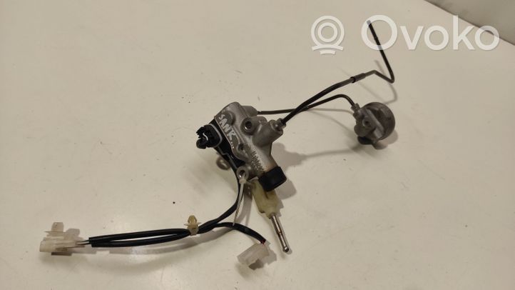 Subaru Outback Maître-cylindre d'embrayage 302090914A